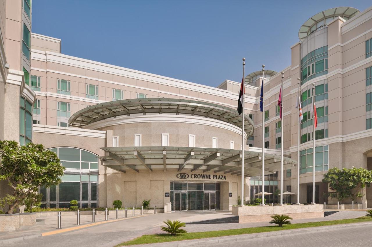 Crowne Plaza - Dubai Jumeirah By Ihg Esterno foto Crowne Plaza Hotel, Dubai