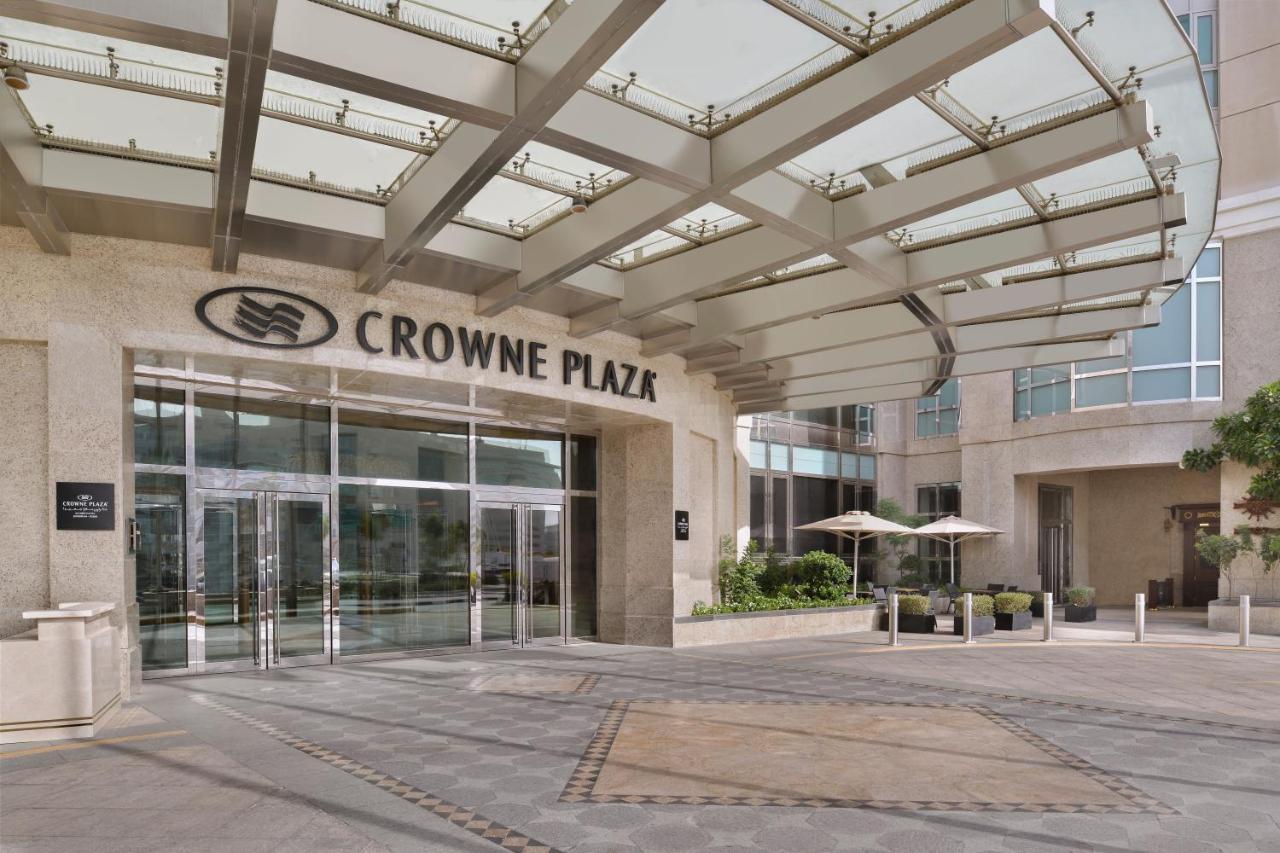 Crowne Plaza - Dubai Jumeirah By Ihg Esterno foto Crowne Plaza Hotel, Dubai