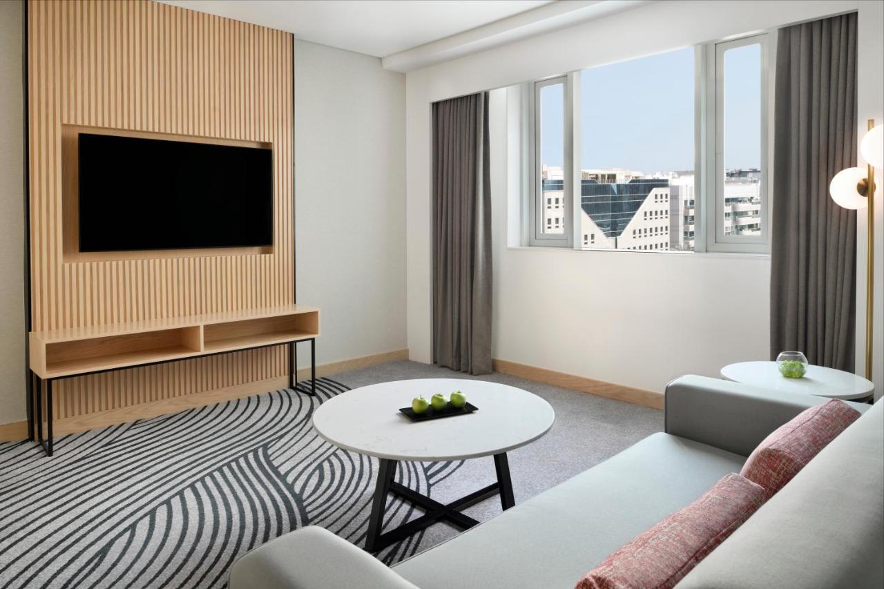 Crowne Plaza - Dubai Jumeirah By Ihg Esterno foto